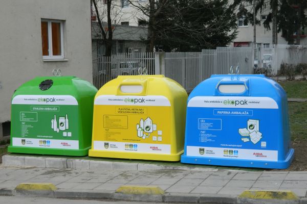 Vogošća - prva općina u Kantonu Sarajevo koja u saradnji sa Ekopakom uvodi odvojeno odlaganje ambalažnog otpada
