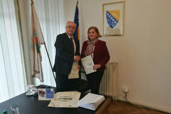 U Općini Travnik danas potpisan sporazum o sufinansiranju projekta „Ne OKOLIŠaj ubaci za PETicu“