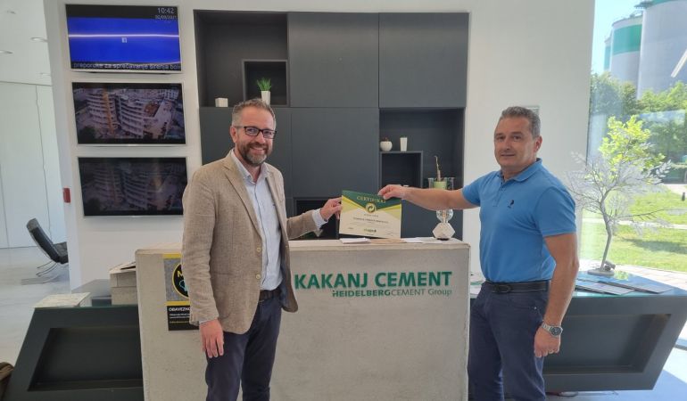 Tvornici cementa Kakanj uručen certifikat Zelena tačka 2020.