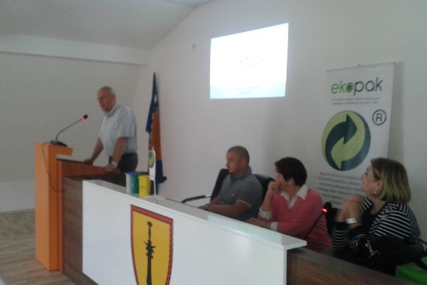 The synergy of the local community, educational institutions and Ekopak to improve System for the recycling of packaging waste in Vitez