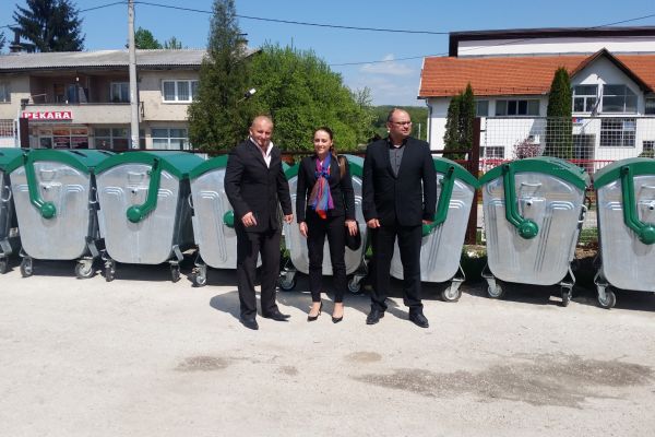 Establishment of 10 eco-islands in the municipality of Vitez