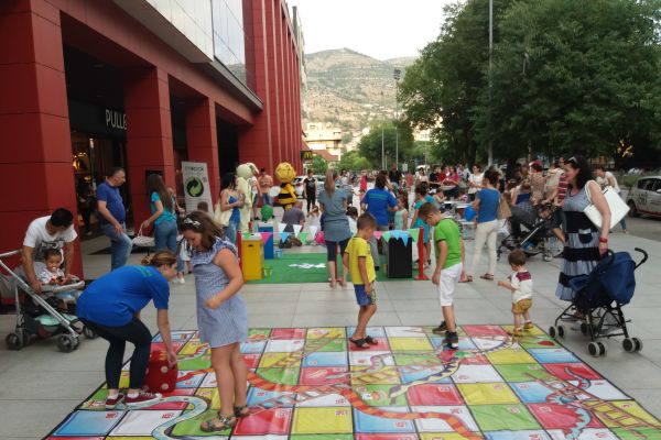 Children's party held in Mostar: 