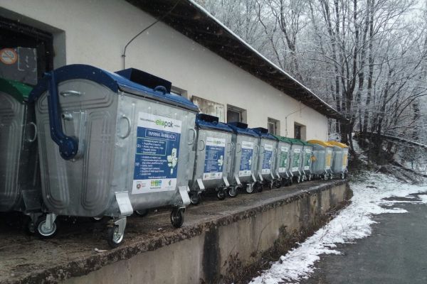 image-b0e21d8e35a7c62c2573b6c61015ccbf461c796b81a283c31622c77f2134073d-V.jpg