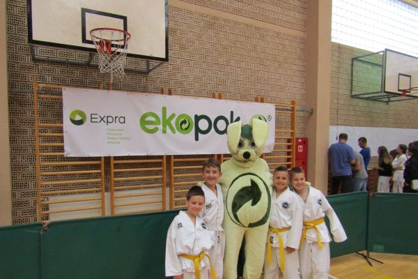 Ekopak marked World environment day by promoting the sporting event 