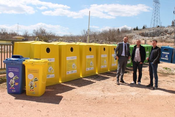 Posušje in the Green Dot system - 6 eco-islands and sets of buckets for all kindergardens and schools