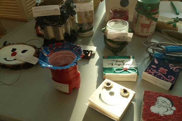 Second exhibition of student upcycling work display – Projekct Re:Creativa 