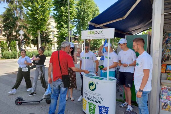 Unaprjeđenje prikupljanja staklene ambalaže. Na Ilidži podijeljeni info-leci