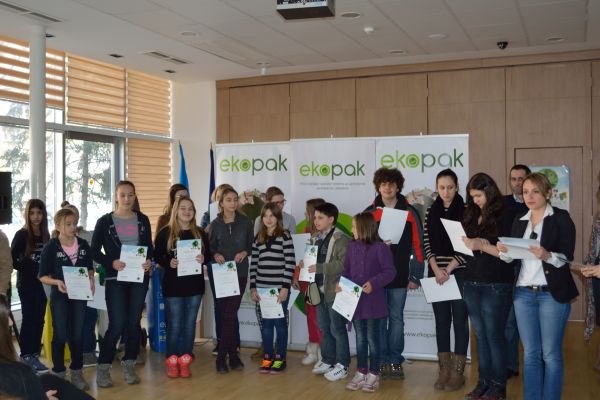 In fourteen Sarajevo schools, the first part of the educational project the „Planet's Smile is in Your Hands“ successfully finalized 